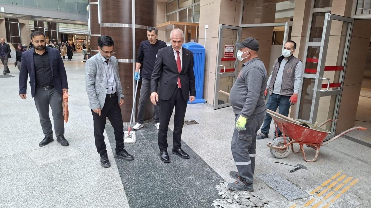 Adıyaman Eğitim ve Araştırma Hastanesi’nde kapsamlı zemin yenileme çalışması