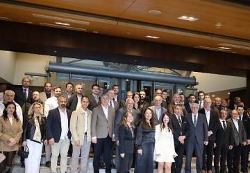 Ege Mobilya Kağıt ve Ormar Ürünleri İhracatçıları Birliği'nde Ali Fuat Gürle güven tazeledi