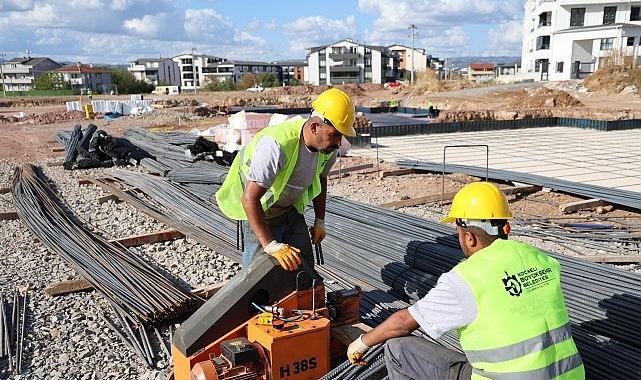 Kartepe Evleri'nde durmaksızın çalışılıyor