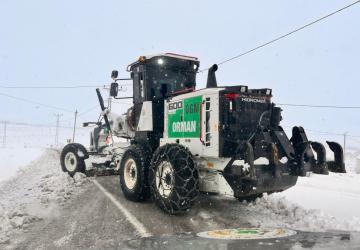 Gölbaşı’nda kar nedeniyle kapanan köy yollarında çalışmalar sürüyor