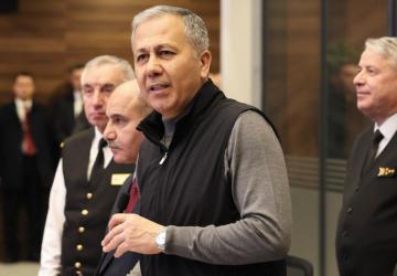 Bakan Yerlikaya: ‘21 ilde organize suç örgütüne operasyonda 96 kili gözaltına alındı’ - Videolu Haber