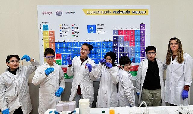 Bornovalı çocukların Kış Bilim Kampı heyecanı