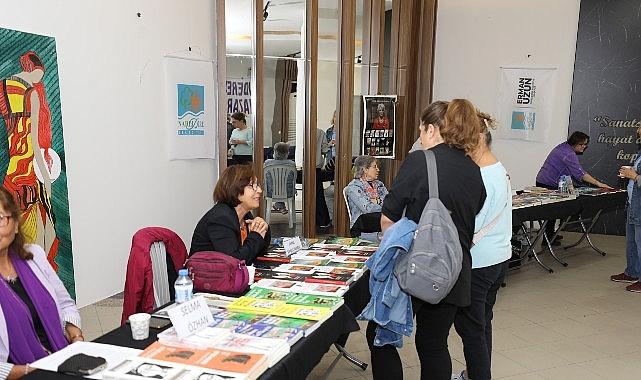 Narlıdere'de Kadınlar, Şiddete Karşı Seslerini Edebiyatla Yükseltti