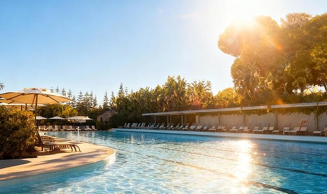 Ela Excellence Resort Belek'te Yaz Hiç Bitmiyor: Sarı Yazın Enerjisi Akdeniz'de Devam Ediyor