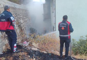 Besni’de çıkan atık yangını kontrol altına alındı - Videolu Haber