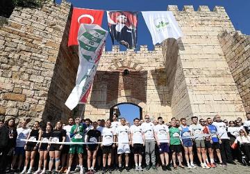 Bursa'nın Kalbinde Nefes Kesen Koşu