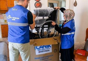 Canik Belediyesi Kapı Kapı Gönüllere Ulaşıyor 