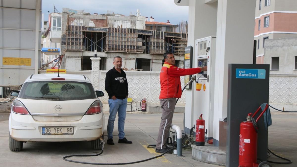 Yetkililerden açıklama geldi: Adıyaman’da akaryakıt fiyatlarında indirim veya zam olacak mı? - Videolu Haber