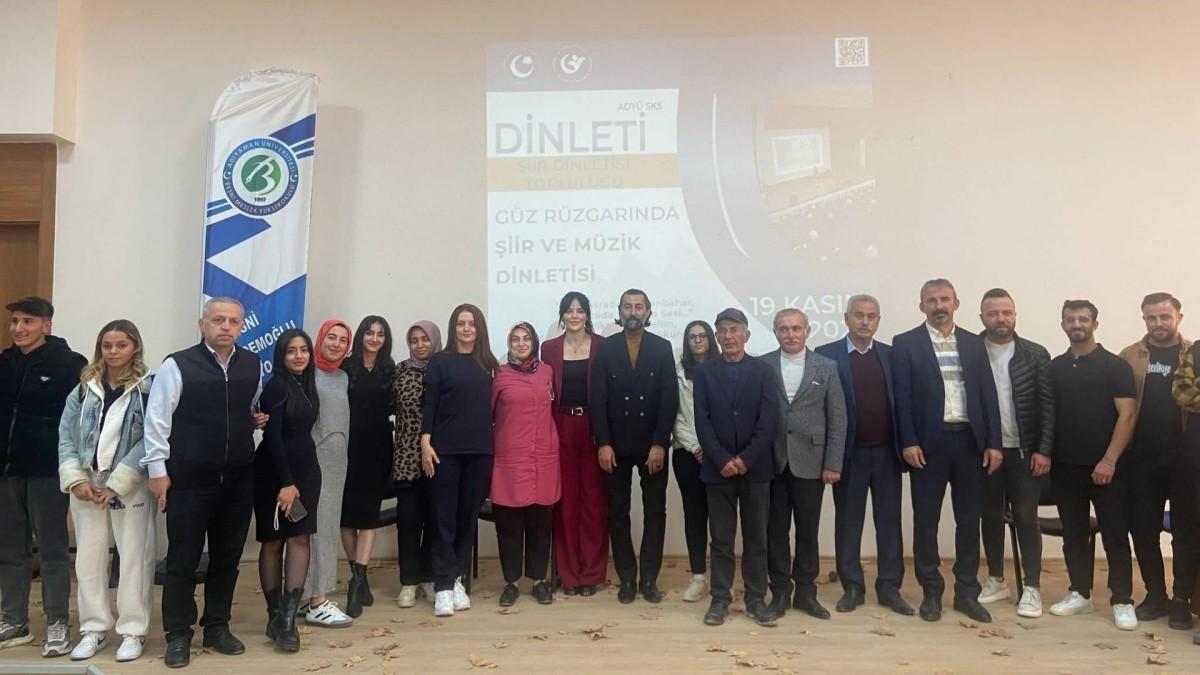 ADYÜ Şiir Topluluğu Besni MYO’da Şiir Ve Müzik Dinletisi Düzenledi - Videolu Haber