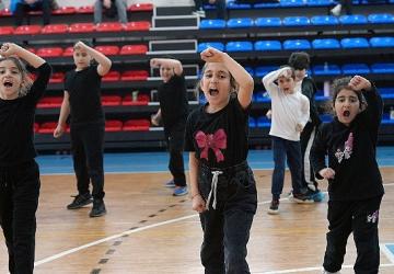 Maltepe'nin karatecileri mezun oldu