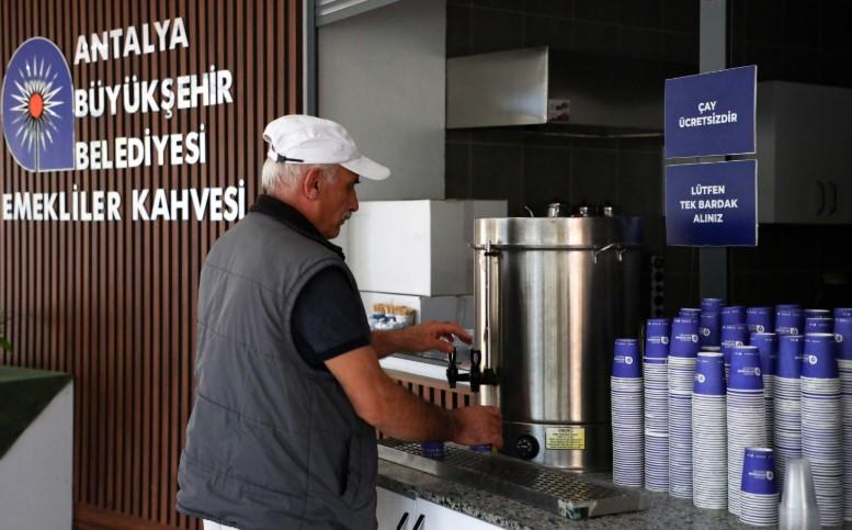 Büyükşehir’in Emekli Kahveleri Katılımı Artıyor