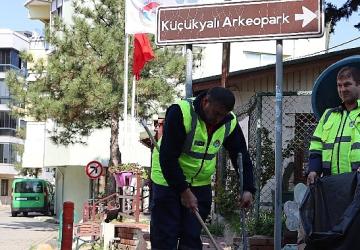 Maltepe'de bahar temizliği bu kez Çınar Mahallesi'nde