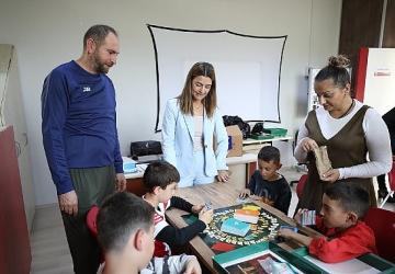 Menderes'te Çocuk Hakları Semineri