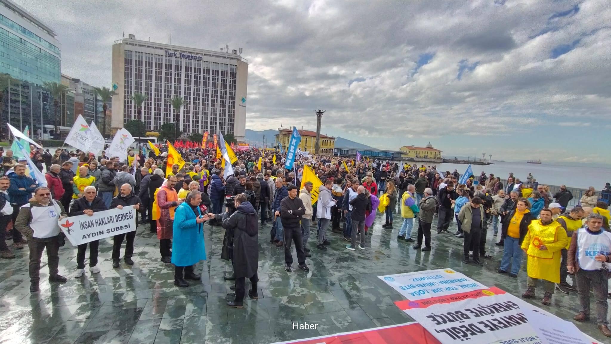 KESK’in “Geçinemiyoruz” Mitingine katılan on binlerce kamu emekçisi iktidara seslendi 