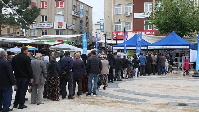 Büyükşehir Belediyesi Binlerce Fideyi Kuyucak ve Köşk'te Vatandaşlarla Buluşturdu
