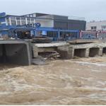 Karaburun, Çeşme ve Foça'da etkili olan yağışlar için ekipler seferber oldu