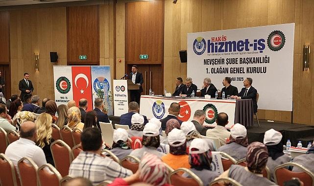 Başkan Arı, Hizmet-İş Nevşehir Şubesi'nin Genel Kuruluna Katıldı