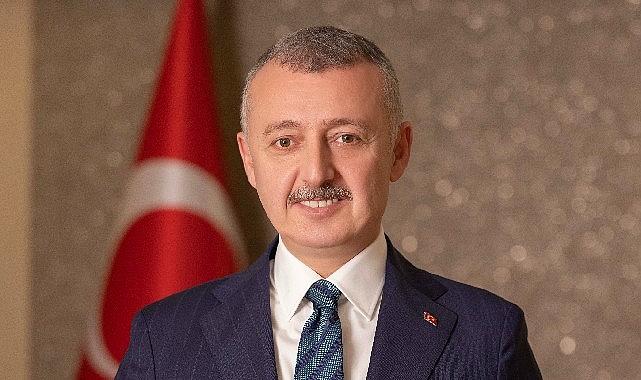 "Cumhuriyet mirasını onurla taşımaya devam edeceğiz"