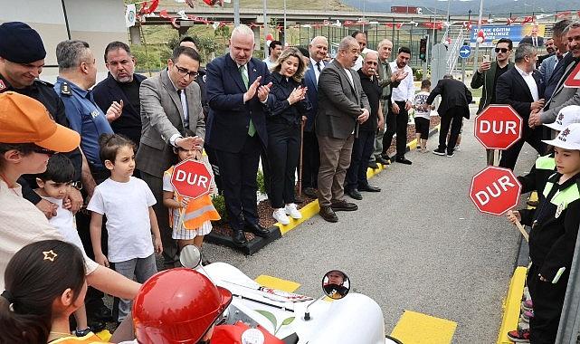 Menemen'de bir açılış iki müjde!
