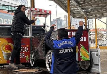 Çankaya Zabıtası denetimde yayaları önceliyor