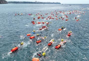 Büyükşehir Belediyesi X-WATERS Antalya'ya ikinci kez ev sahipliği yaptı