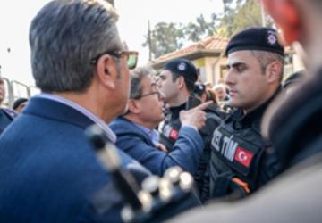 Meslek Fabrikası’na polis ablukası: İzmir’de gerginlik sürüyor