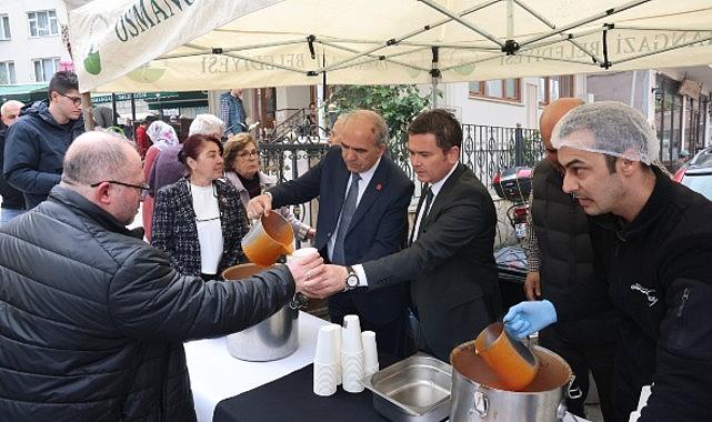 Başkan Aydın'ın Cuma Durağı Muradiye Mahallesi Oldu