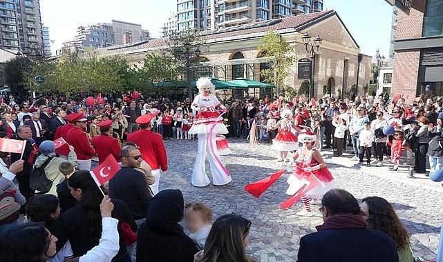 Cumhuriyet'in ruhu Fişekhane'de sanatla buluştu