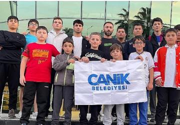 Canikli Sporculardan Şampiyonaya Damga