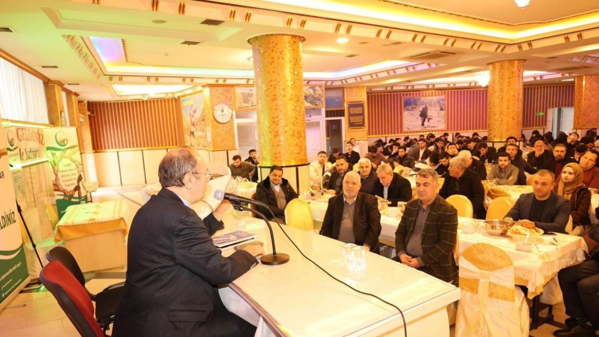 Yazar Yusuf Kaplan: ‘Bu çağda tarihi yeniden kuracak bir nesle ihtiyacımız var’