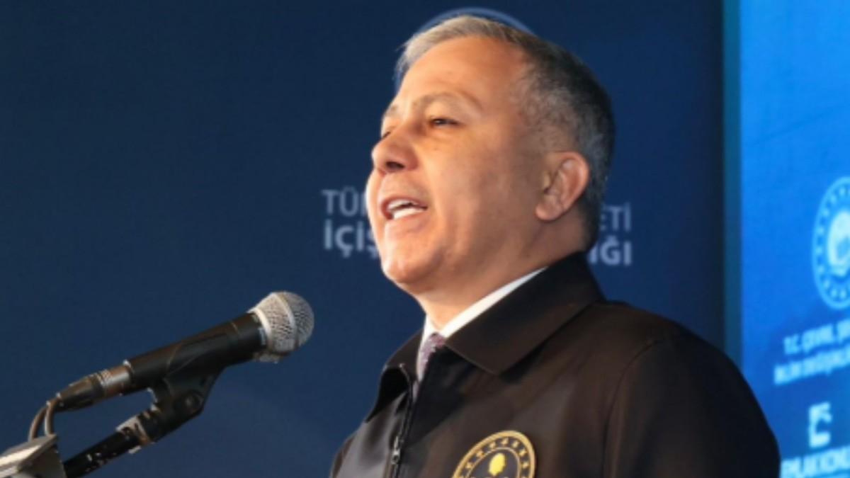 Bakan Yerlikaya: '7'si kırmızı bültenle aranan 10 şüpheli yakalandı'