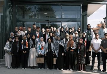 Kudüs Çalışma Grubu'nun “Hakikate Bir Geçit" Çalıştayı Liseli Gençlere Filistin Farkındalığı Kazandırıyor