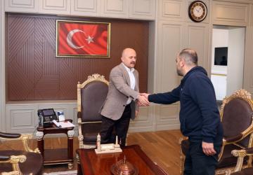 Vali Varol, ‘halk buluşmaları’nda vatandaşlarla bir araya geldi