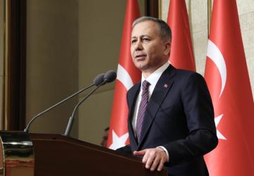 Bakan Yerlikaya: ‘Trafik kazalarının %47,2’si hız kuralına uyulmamasından kaynaklanıyor’ - Videolu Haber