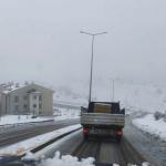 Besni’de karla mücadele çalışmaları aralıksız sürdürülüyor