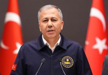 Bakan Yerlikaya: ‘Siber suç operasyonunda 25 şüpheli tutuklandı’ - Videolu Haber