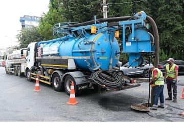 ASAT Alanya'da yağmursuyu hatlarını temizliyor