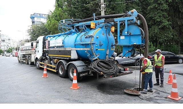 ASAT Alanya'da yağmursuyu hatlarını temizliyor