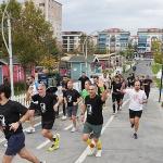 Yüzlerce Kişi Ata'ya Saygı İçin Koştu