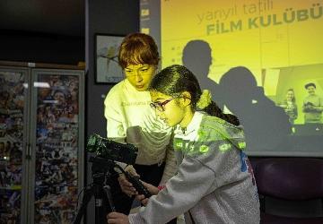 Minik yönetmenler Bornova'da yetişiyor