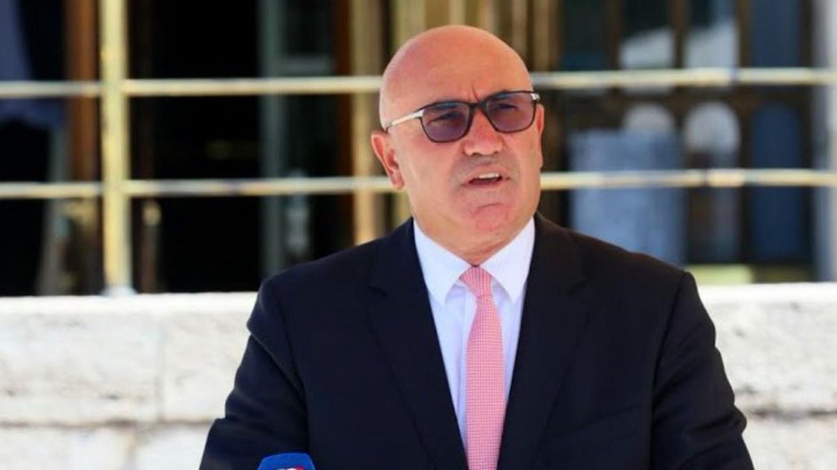 İzmir’de tarihi binada tahliye süreci başladı: CHP’li Milletvekili Tanal’dan tepki