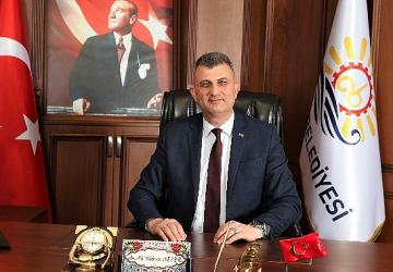 Al Bayrağımızın Gölgesinde Cumhuriyet Bayramımız Kutlu Olsun