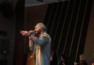 Keçiören Belediyesin'den Barış Manço Ve Cem Karaca Anısına Konser