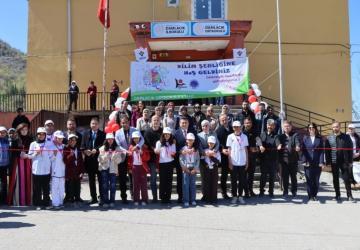 Adıyaman Damlacık Okulları’nda TÜBİTAK 4006 Bilim Fuarı’na yoğun ilgi