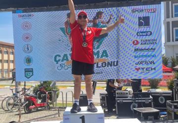 Yusuf Efe Gündüz Türkiye Kupası Duatlon Finalinde Şampiyon Oldu