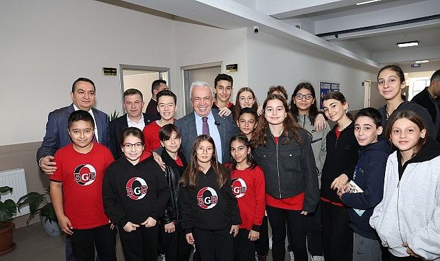 Başkan Şadi Özdemir: “Geleceği kuran öğretmenlerdir"