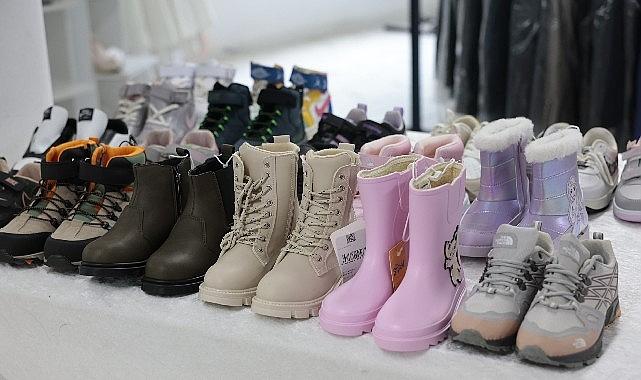 Konak'ta yürekleri ısıtan dayanışma: Giysi Market kış sezonuna hazır