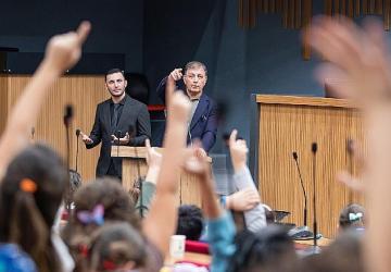 Başkan Tugay “Söz çocukta" dedi