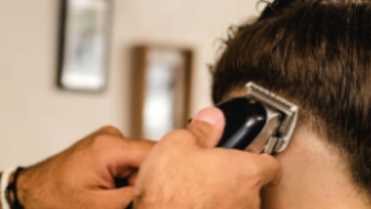 Adıyaman’da berberler ve kuaförler 6 Şubat’ta işyerlerini kapatma kararı aldı