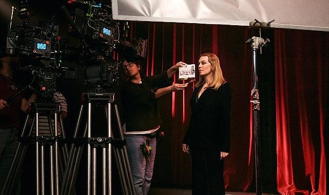 Demet Evgâr'dan Vodafone Kırmızı Işık Uygulamasıyla Şiddete Dur Çağrısı